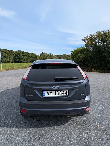 Ford Focus 2010 photo 4