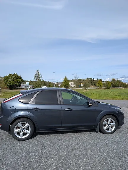 Ford Focus 2010 photo 3