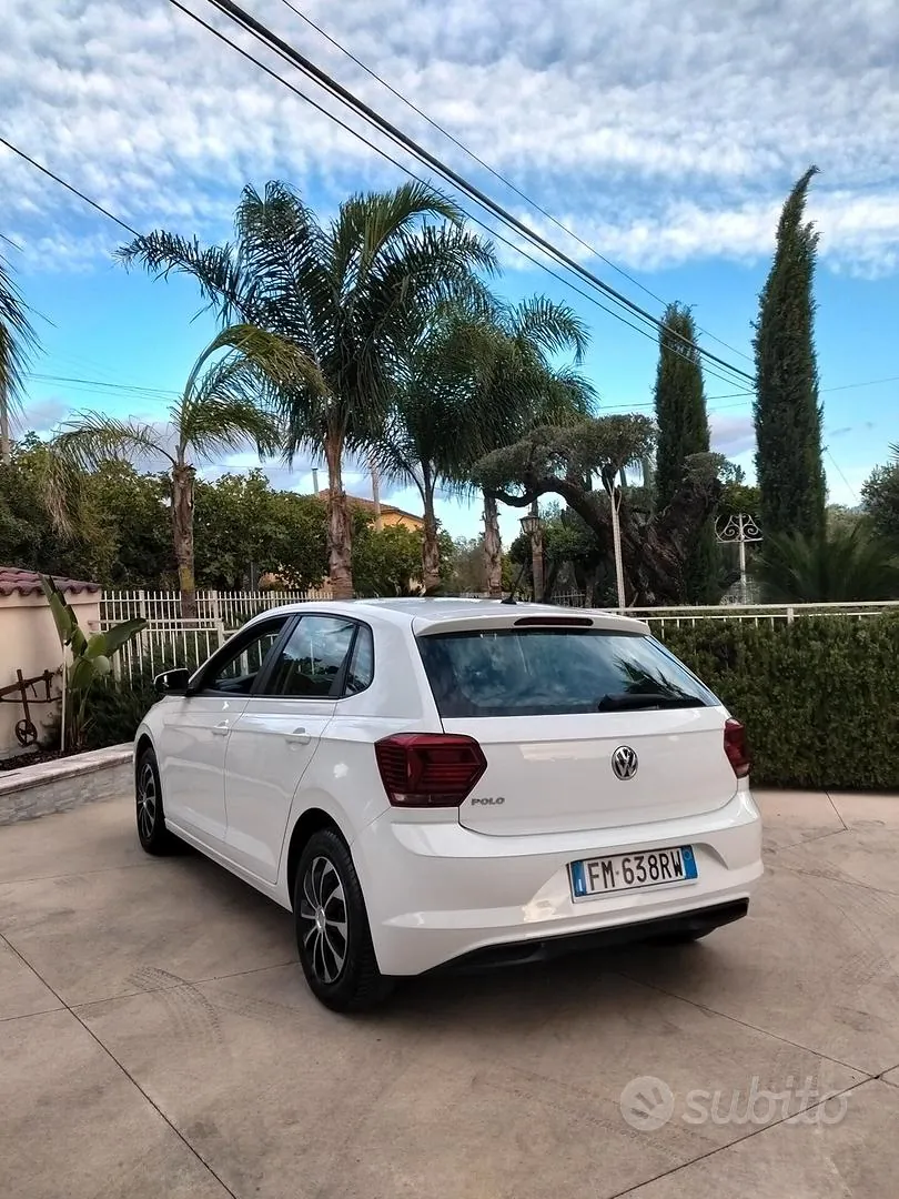 Volkswagen Polo 2018 photo 2