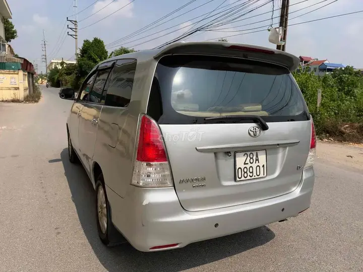 Toyota Innova 2008 photo 4