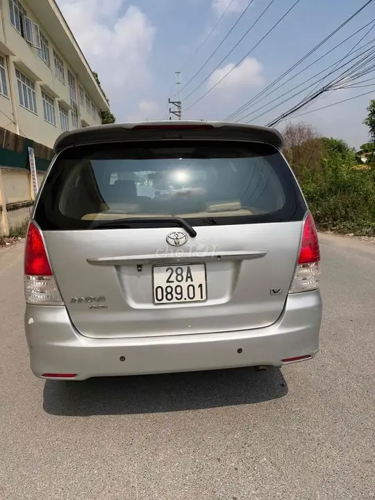 Toyota Innova 2008 photo 3