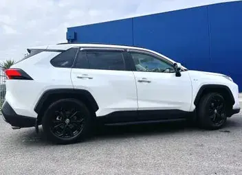 Toyota Rav4 2025 photo 3