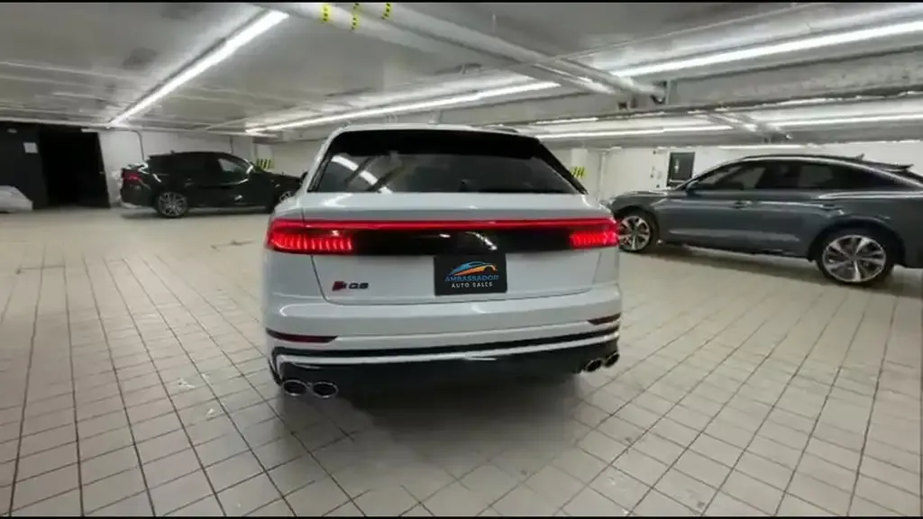 Audi Sq8 2023 photo 5