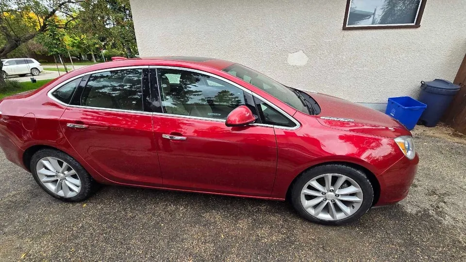 Buick Verano 2017 photo 3