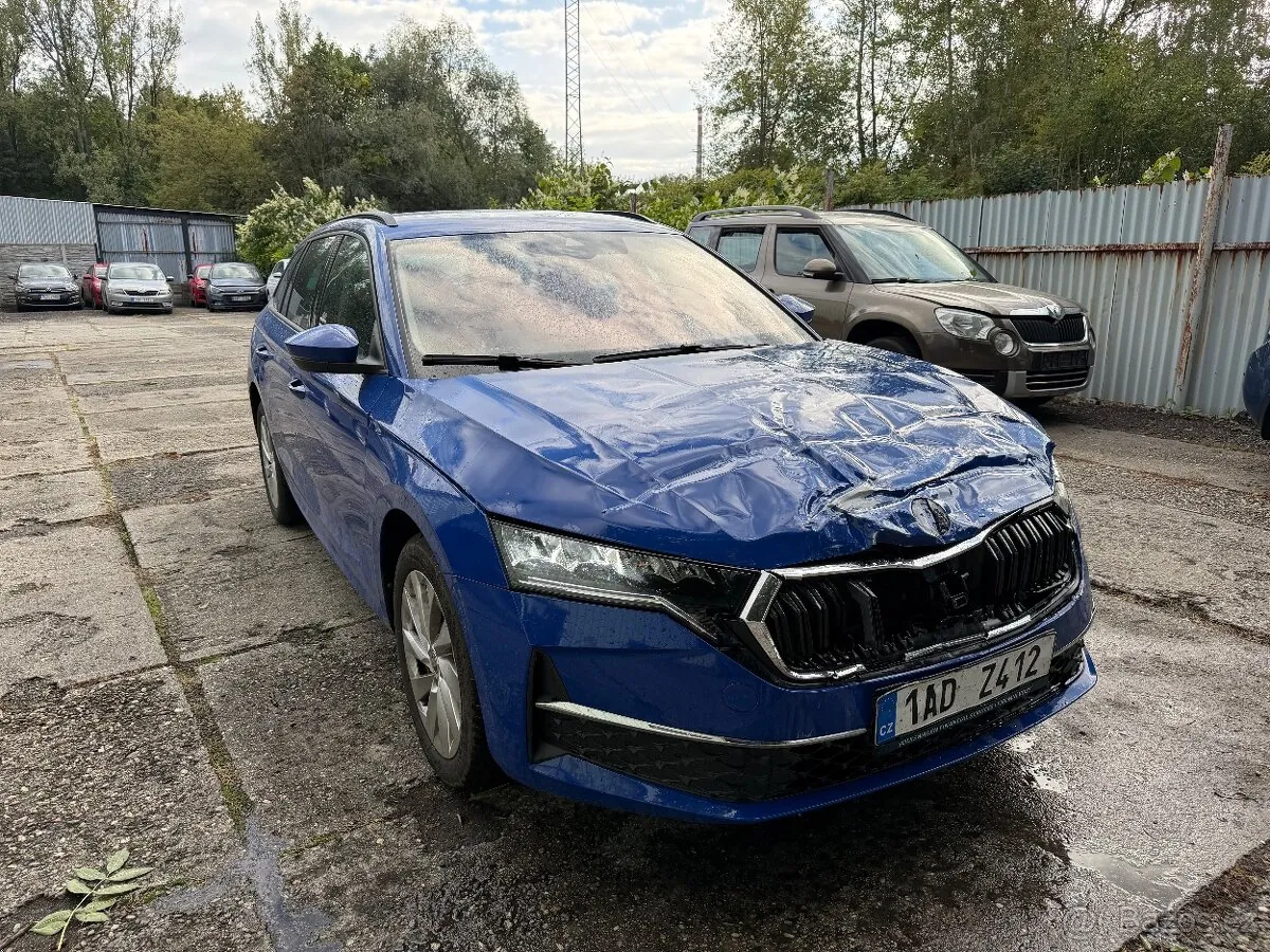 Skoda Octavia 2024 photo 2