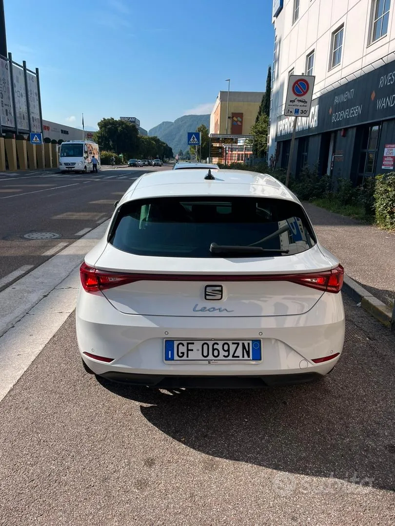 Seat Leon 2021 photo 3