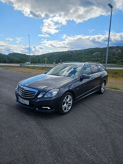 Mercedes-Benz E350 D 2010 photo 3