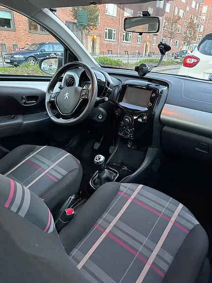 Peugeot 108 2014 photo 5