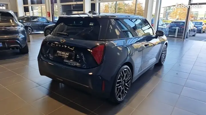 Mini Cooper 2025 photo 3