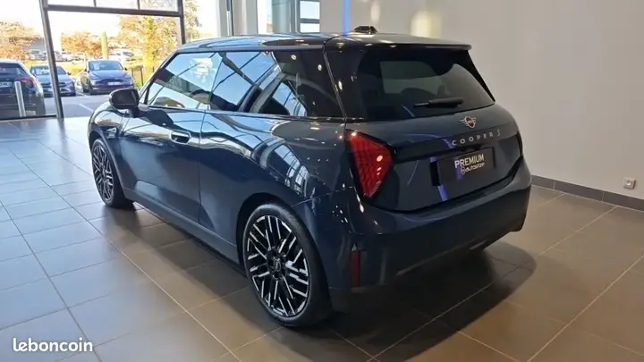 Mini Cooper 2025 photo 4