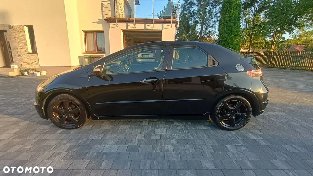 Honda Civic 2010 photo 4
