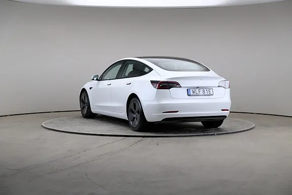 Tesla Model 3 2022 photo 2