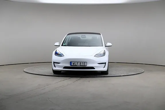 Tesla Model 3 2022 photo 3