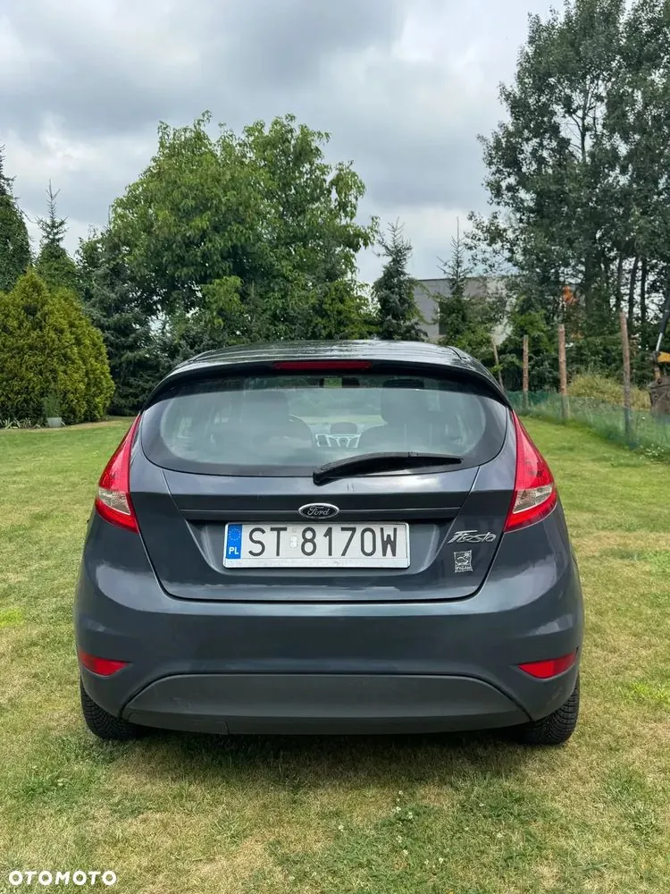 Ford Fiesta 2012 photo 4