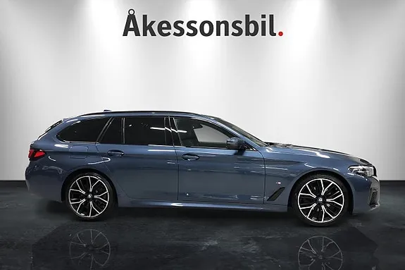 BMW 520 2023 photo 3