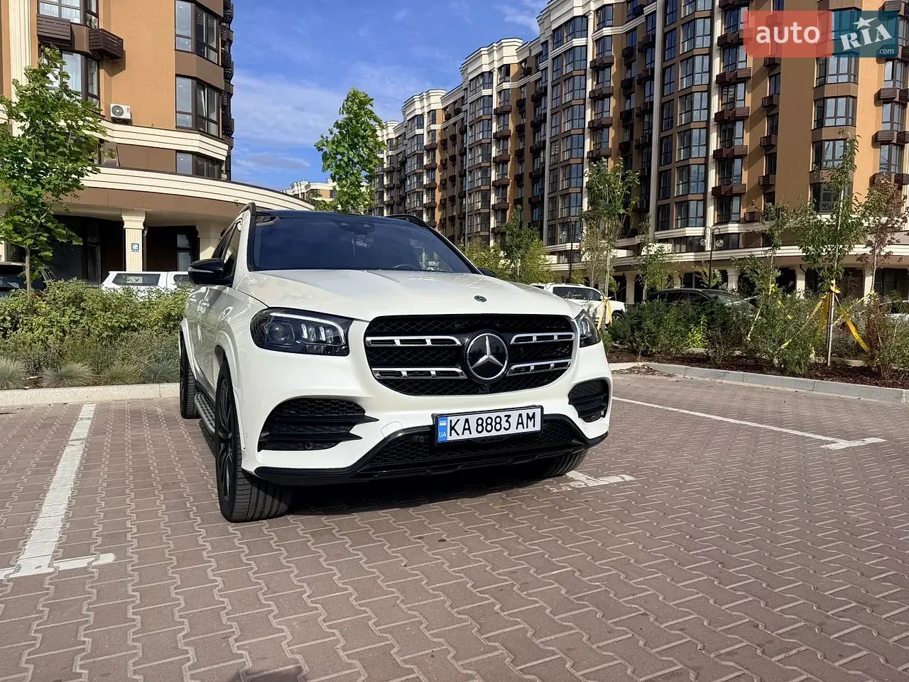 Mercedes-Benz Gls-Class 2019 photo 2