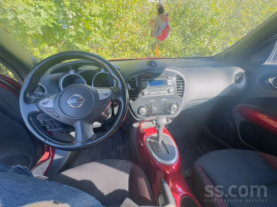 Nissan Juke 2012 photo 2