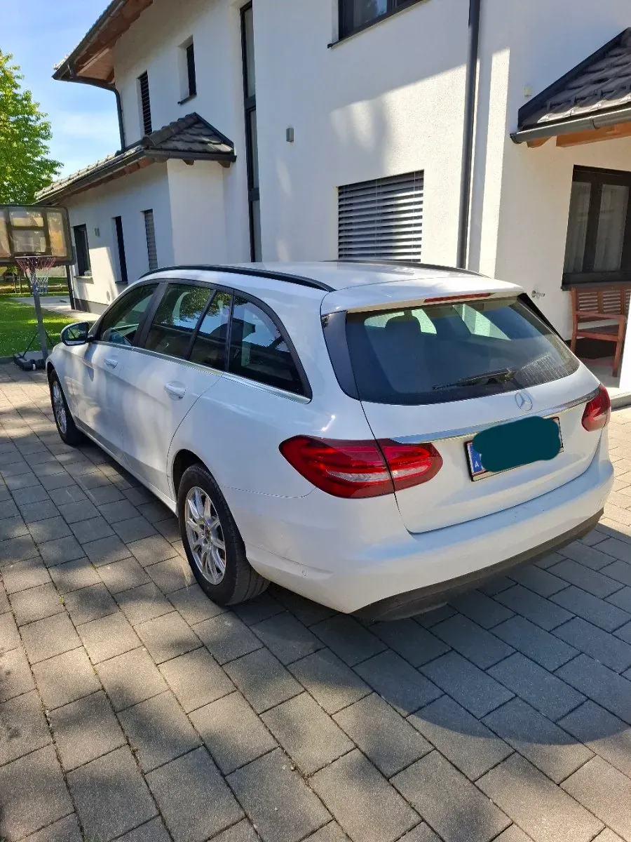 Mercedes-Benz C-Class 2018 photo 2