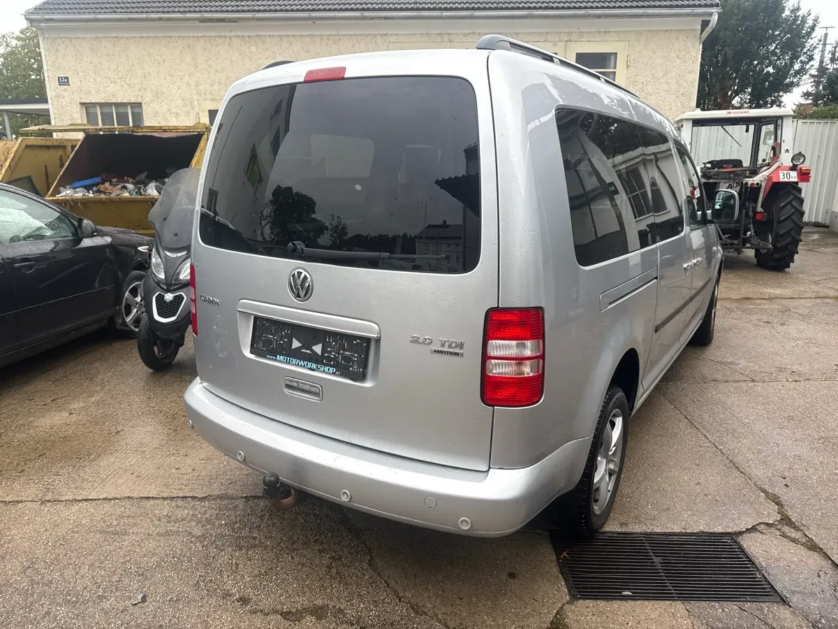 Volkswagen Caddy 2012 photo 2