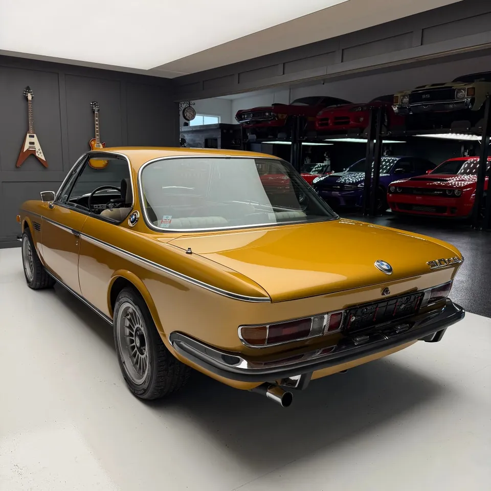 BMW 3.0 1972 photo 3