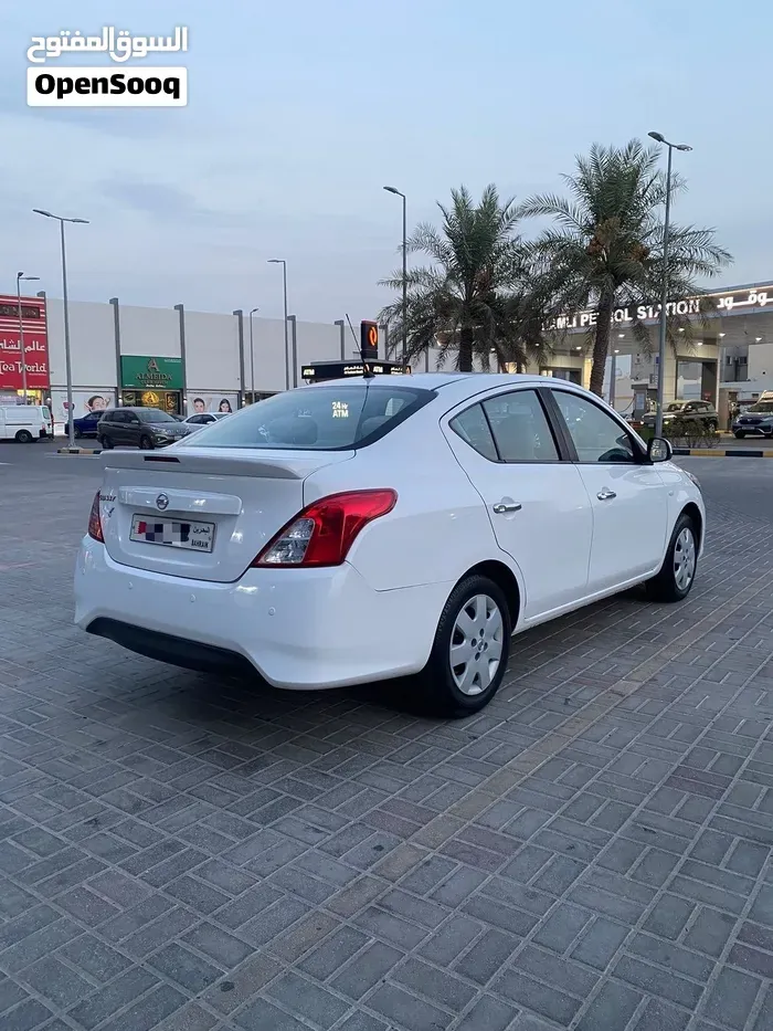 Nissan Sunny 2022 photo 3