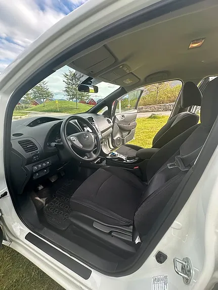Nissan Leaf 2017 photo 5