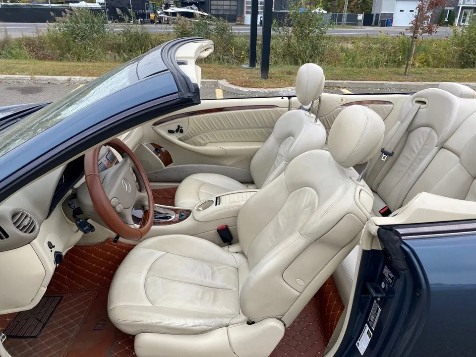 Mercedes-Benz Clk-Class 2006 photo 2