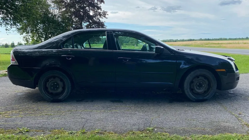 Ford Fusion 2009 photo 3