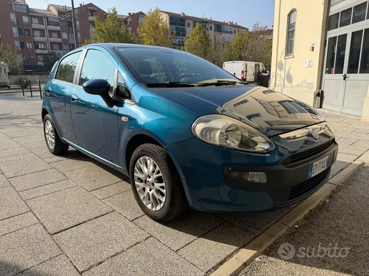 Fiat Punto Evo 2012 photo 3