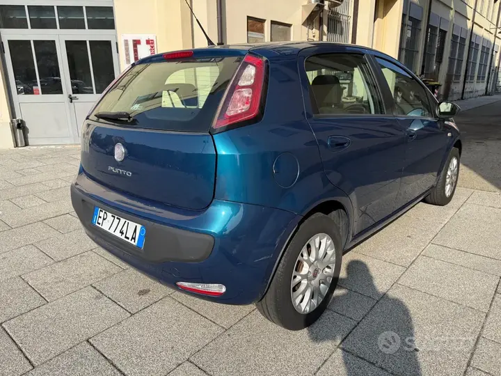 Fiat Punto Evo 2012 photo 4