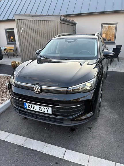 Volkswagen Tiguan 2026 photo 2