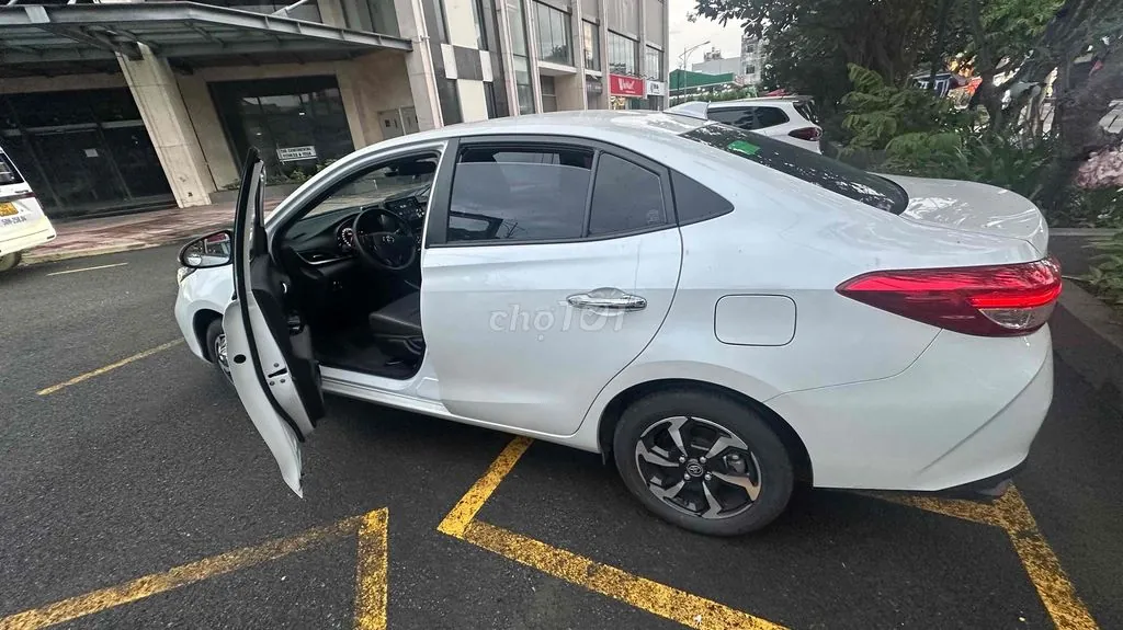 Toyota Vios 2024 photo 2