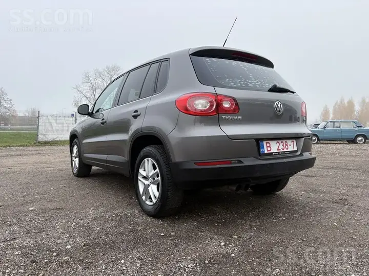 Volkswagen Tiguan 2010 photo 3