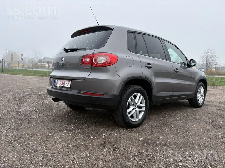 Volkswagen Tiguan 2010 photo 5