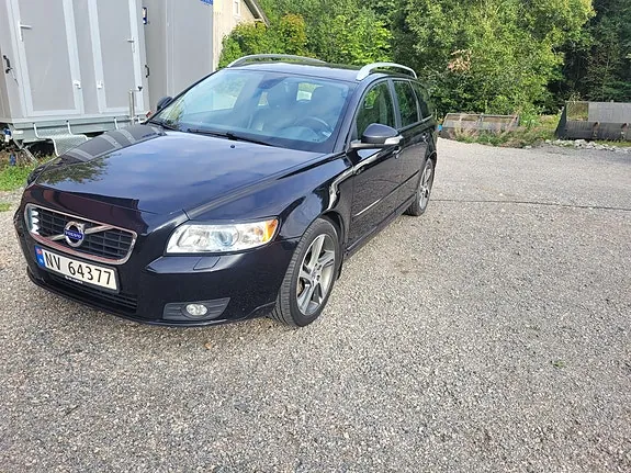 Volvo V50 2012 photo 4