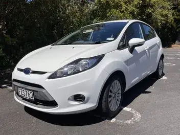 Ford Fiesta 2011 photo 4