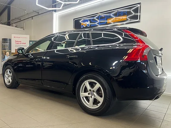Volvo V60 2016 photo 3