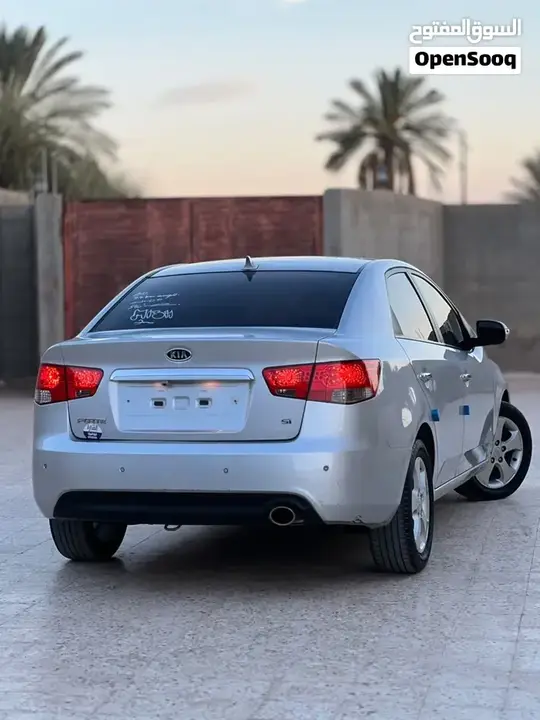 Kia Forte 2010 photo 4
