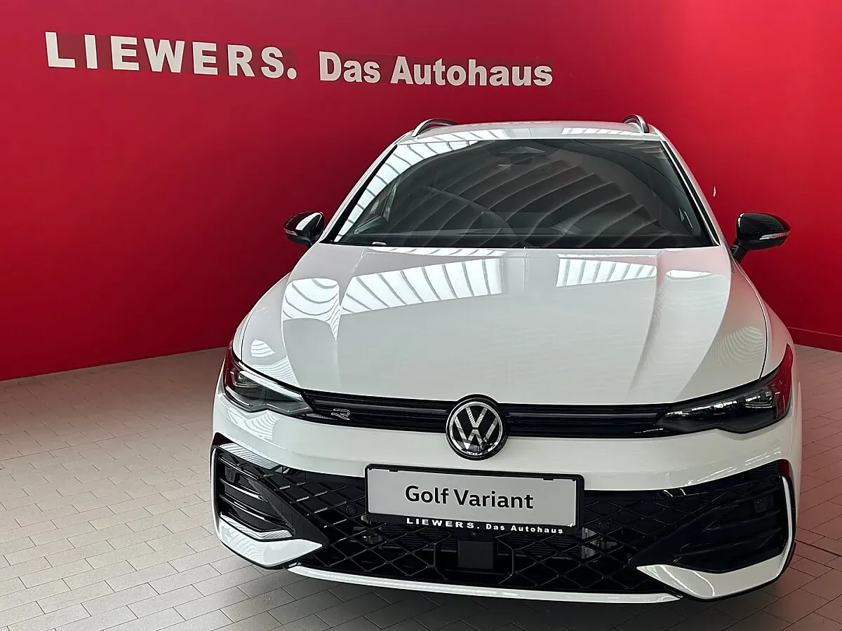 Volkswagen Golf 2026 photo 2