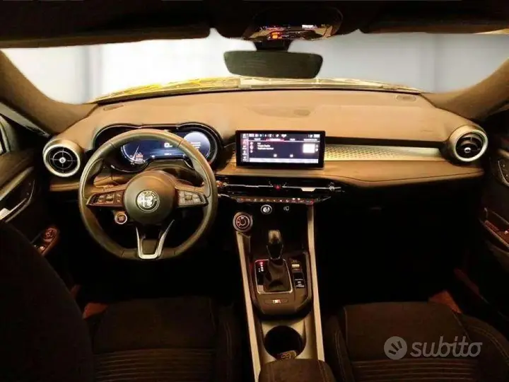 Alfa Romeo Tonale 2023 photo 4