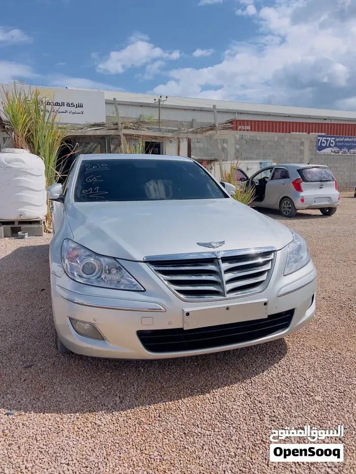 Hyundai Genesis