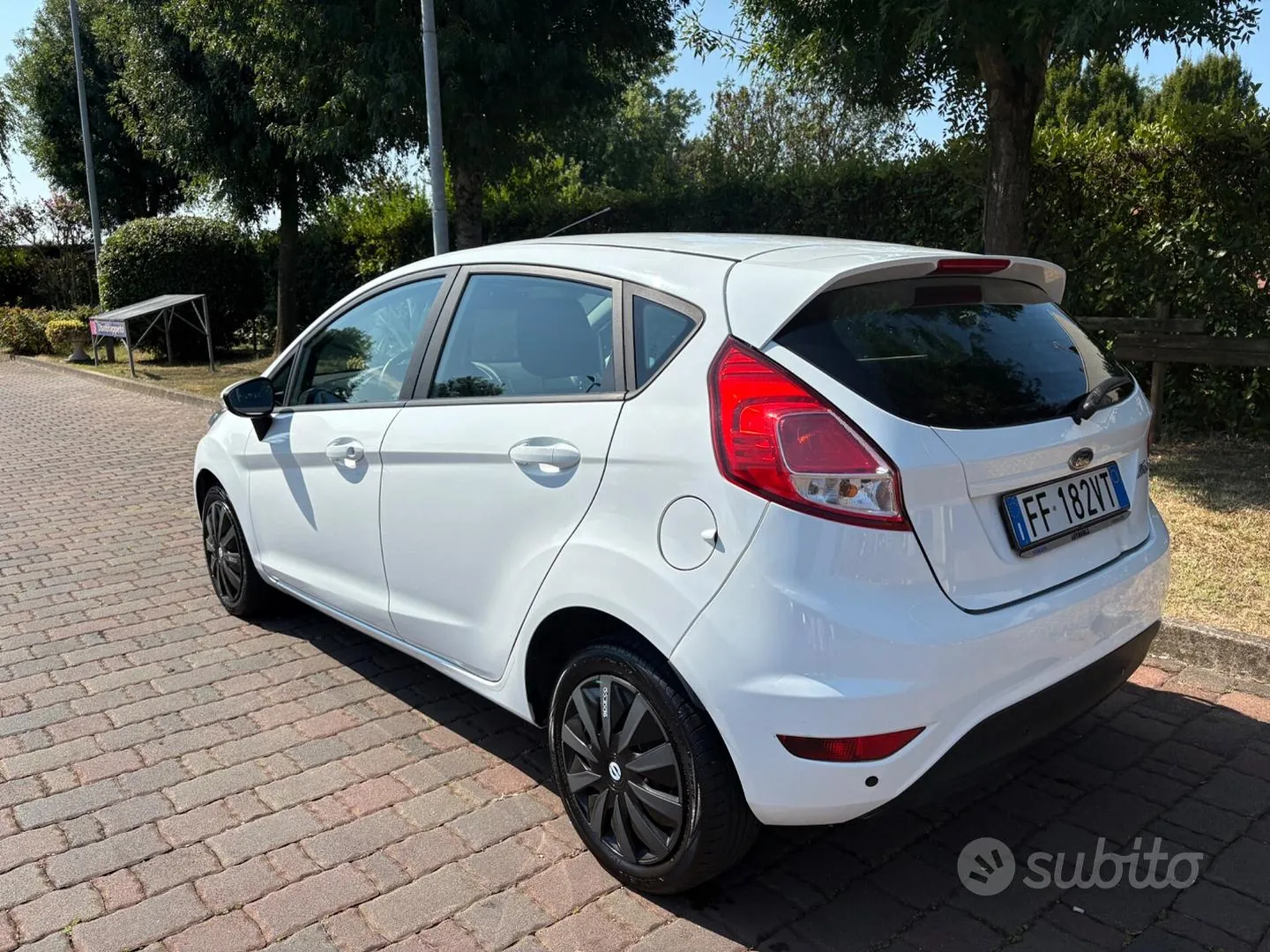 Ford Fiesta 2016 photo 3