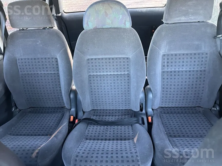 Volkswagen Sharan 2000 photo 5