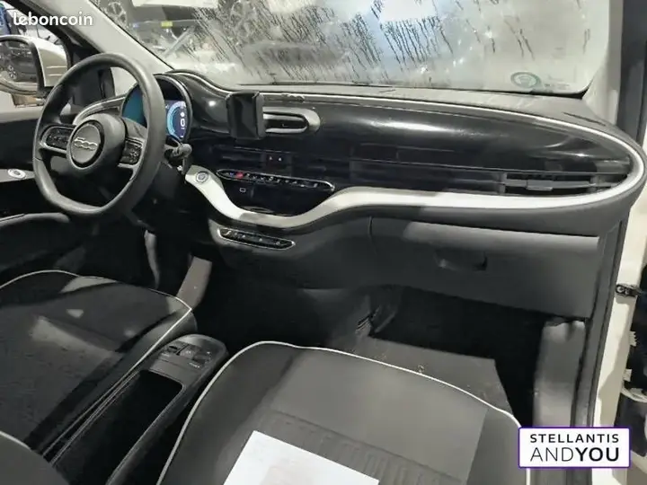 Fiat 500 2023 photo 2