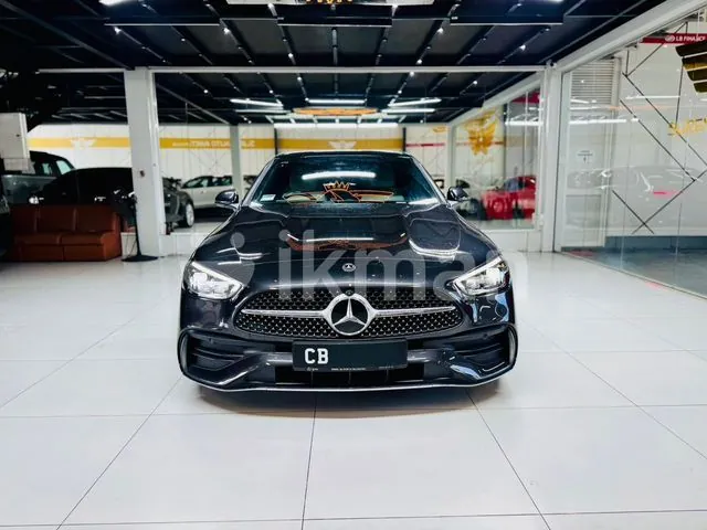 Mercedes-Benz C200 2025 photo 2