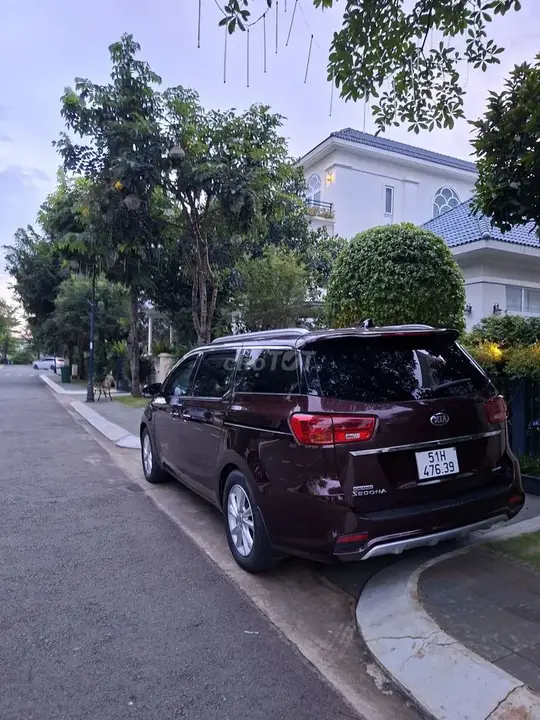 Kia Sedona 2020 photo 3