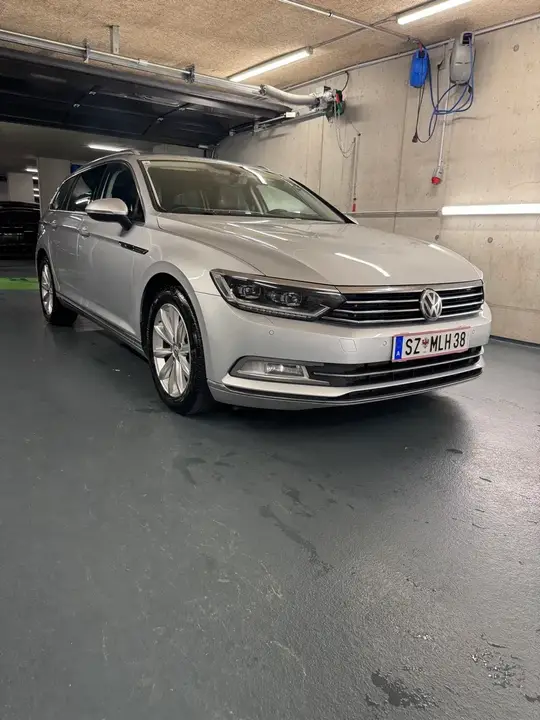Volkswagen Passat 2016 photo 2