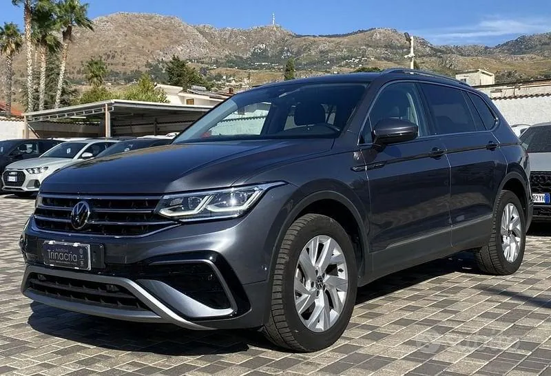 Volkswagen Tiguan Allspace 2022 photo 2