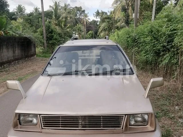 Mitsubishi Lancer 1987 photo 3