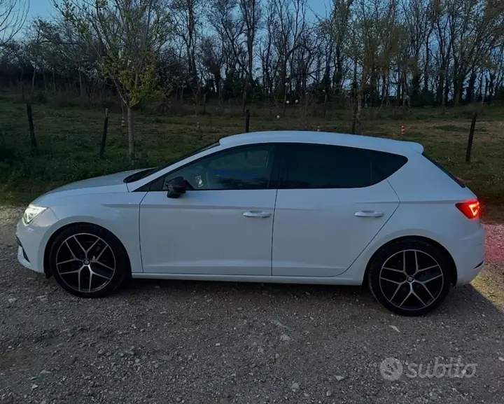 Seat Leon 2019 photo 3